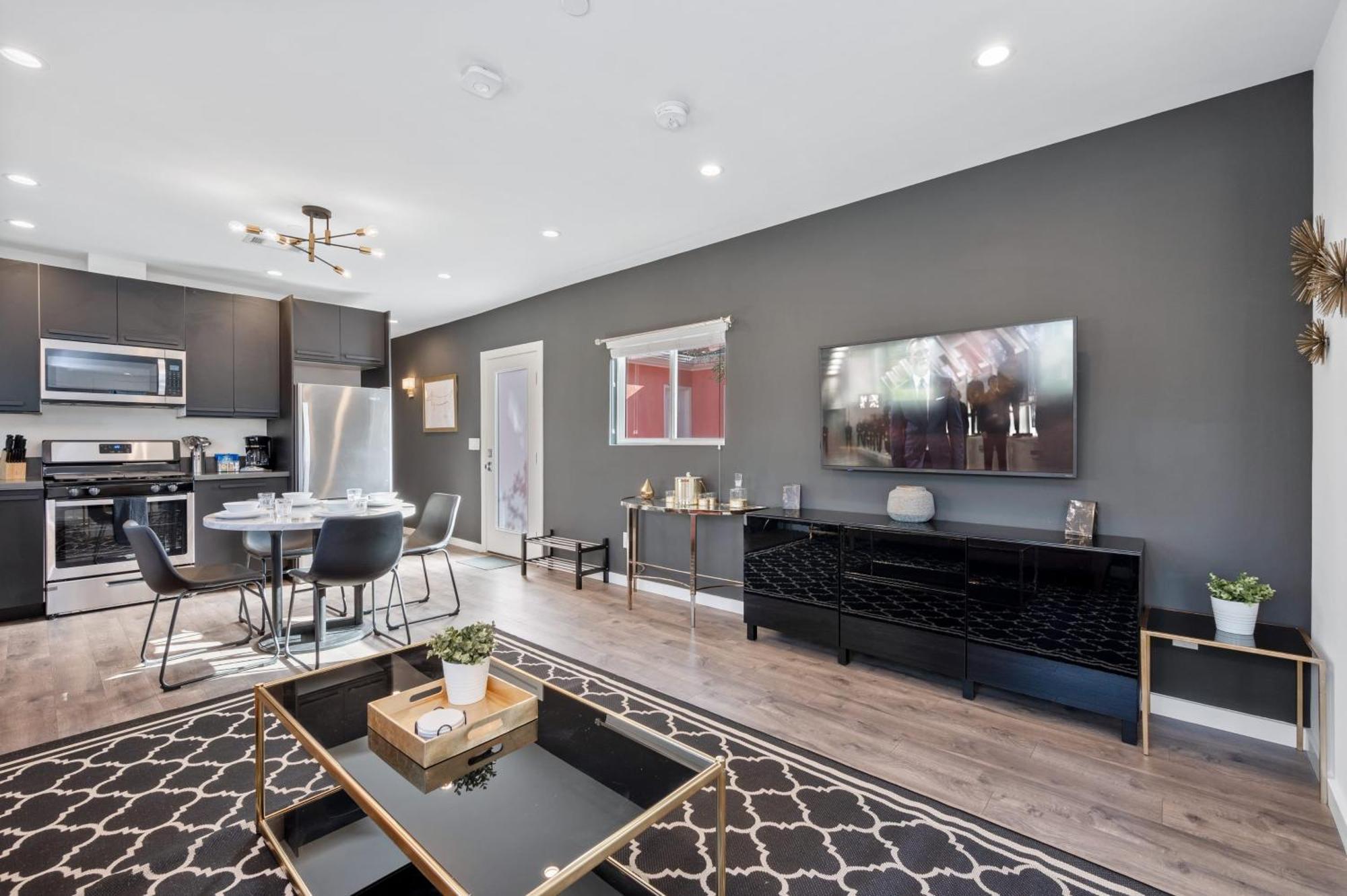 Art Deco By Avantstay 1920s Remodeled Open Layout Courtyard Appartement *